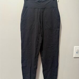 Black High-Waisted Lululemon Align Joggers